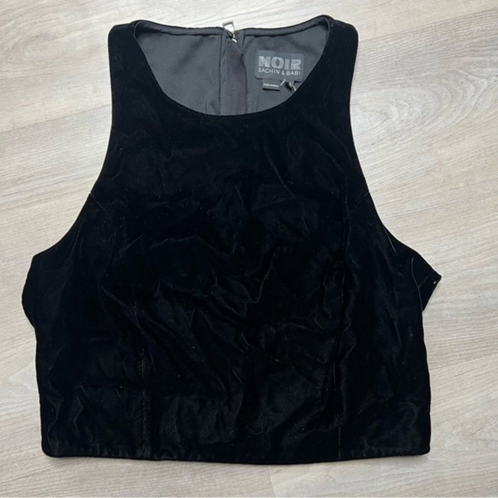 Sachnin + Babi Noir Lexi Top in Jet Black Velvet, size 10 NWT